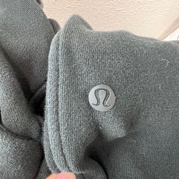 Lululemon Black Fleece-Lined Joggers | Size 8 - Picture 10 of 11